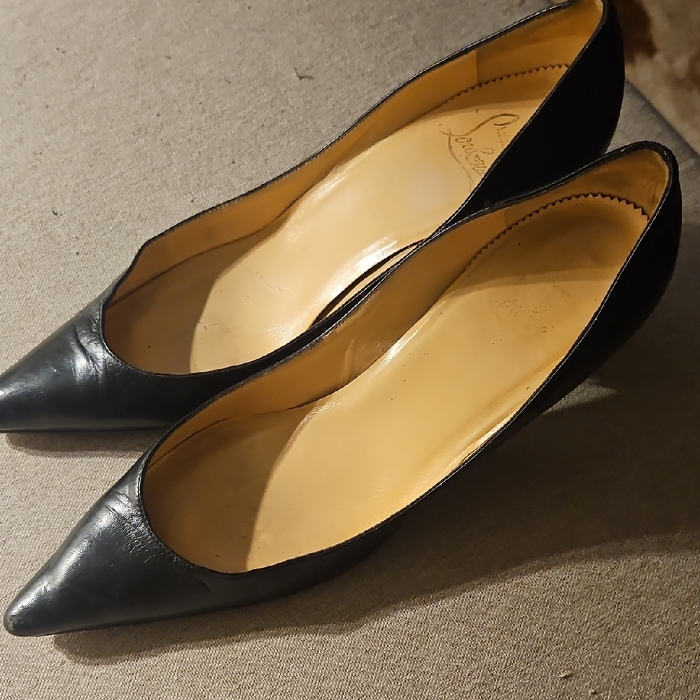 Christian Louboutin Black Pointed Leather Flats